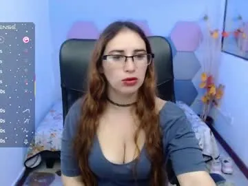 NikolJhones – webcam model profile photo Image 17