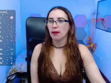 NikolJhones – webcam model profile photo Image 18