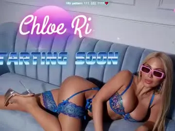 chloe_ri Image 2