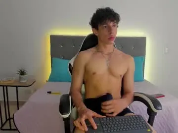 kulitoputi – webcam model profile photo Image 2