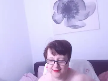 playussoftly – webcam model profile photo Image 4