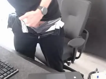 pinkadele – webcam model profile photo Image 4