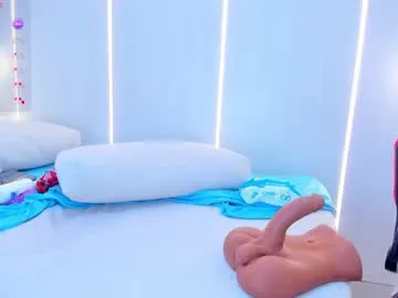 playussoftly – webcam model profile photo Image 9