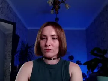 clara_bendover Image 2