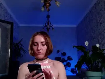 clara_bendover Image 8