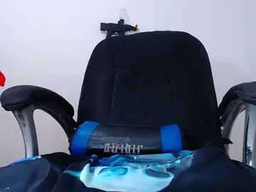 lina_kriss – webcam model profile photo Image 11