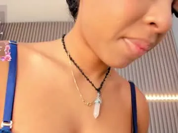 coralineross_ Image 12