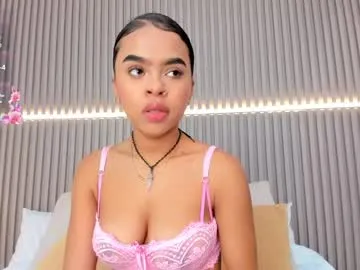 coralineross_ Image 14