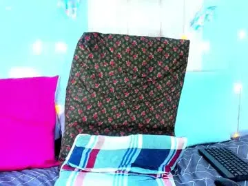 pacho_stormie – webcam model profile photo Image 4