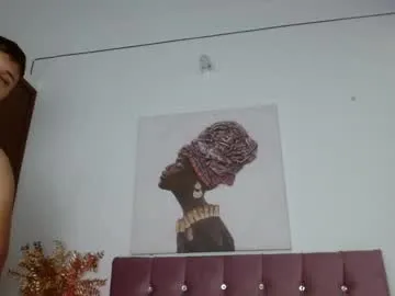 pinkypuppa – webcam model profile photo Image 6