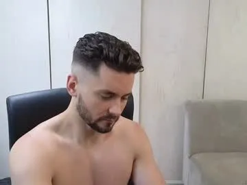 sherlockmax – webcam model profile photo Image 14