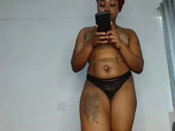 crimsondoll_ – webcam model profile photo