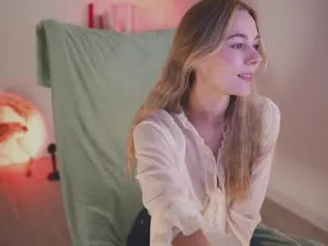 playussoftly – webcam model profile photo Image 5