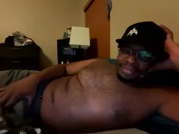 dongfatherproductions – webcam model profile photo Image 5