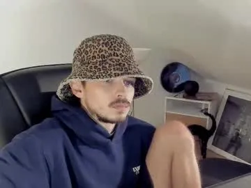 paul_rubini – webcam model profile photo Image 17