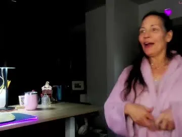 playussoftly – webcam model profile photo Image 8