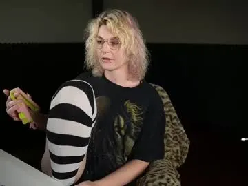 lina_kriss – webcam model profile photo Image 11