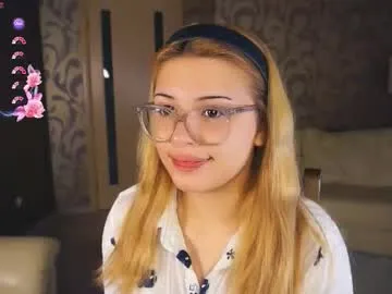 loving_ladies – webcam model profile photo Image 4