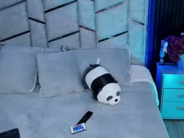 ElaRossie – webcam model profile photo Image 6