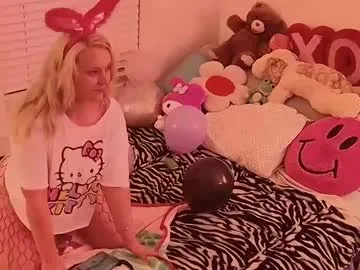 dongfatherproductions – webcam model profile photo Image 4