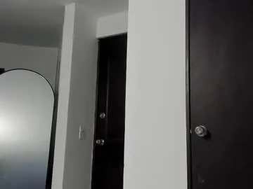 your_dolls – webcam model profile photo Image 5