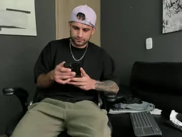 loving_ladies – webcam model profile photo Image 4