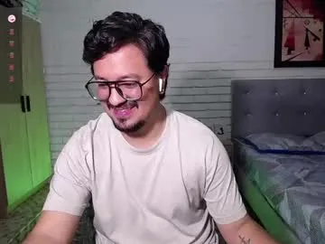 sexy_hot_friends_ – webcam model profile photo Image 7