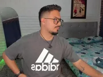 sexy_hot_friends_ – webcam model profile photo Image 8