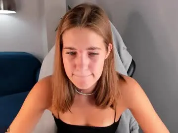 IssabellaKorz – webcam model profile photo Image 3