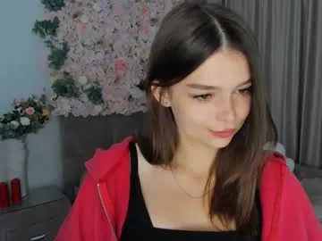 SilviaNoire – webcam model profile photo Image 14