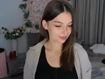 SilviaNoire – webcam model profile photo Image 9