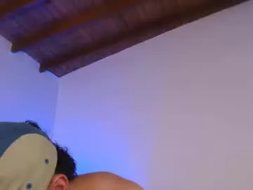 garret_alvin_ – webcam model profile photo Image 17