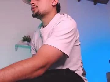 garret_alvin_ – webcam model profile photo Image 5