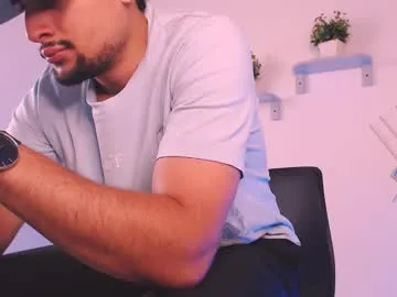 garret_alvin_ – webcam model profile photo Image 7