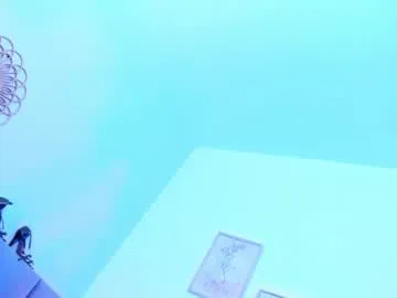 playussoftly – webcam model profile photo Image 10