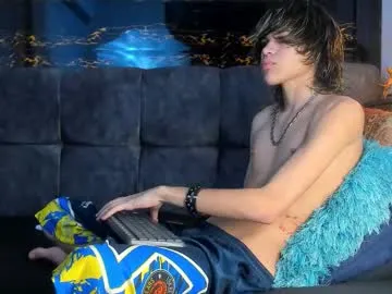 michael_twinkk – webcam model profile photo Image 13