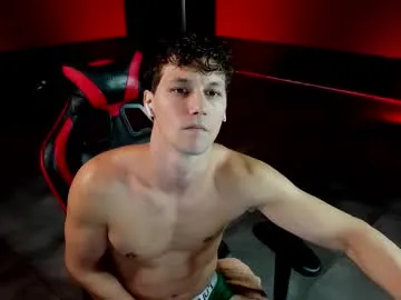 ululante – webcam model profile photo Image 10