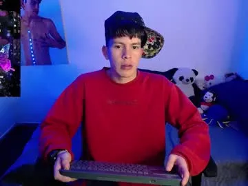 chem1ko – webcam model profile photo Image 17