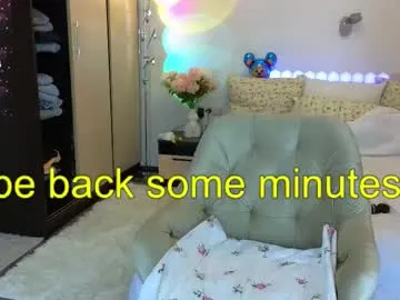 Karoll – webcam model profile photo Image 17