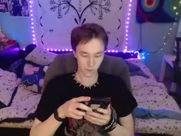 timveret – webcam model profile photo Image 12