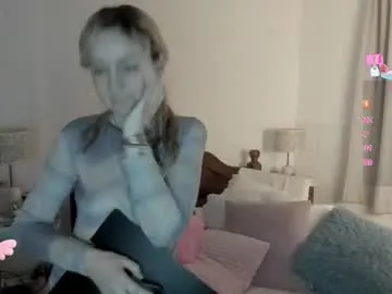 pinkypuppa – webcam model profile photo Image 16