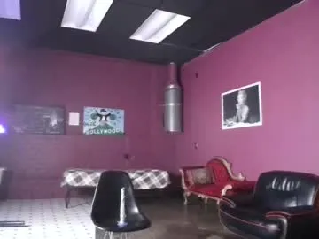 houseofwarrios – webcam model profile photo Image 7