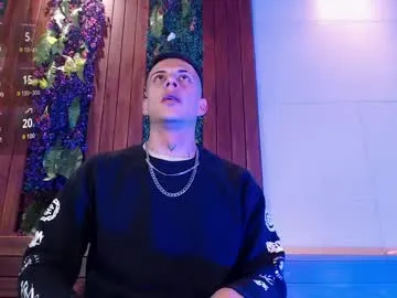 bright_diamonds_054 – webcam model profile photo Image 10