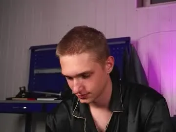 your_dolls – webcam model profile photo Image 17