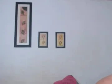evaa_love_ – webcam model profile photo Image 10