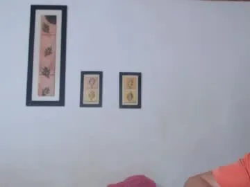 evaa_love_ – webcam model profile photo Image 18
