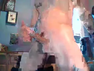 pacho_stormie – webcam model profile photo Image 7