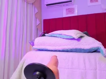 Lizzy – webcam model profile photo Image 5