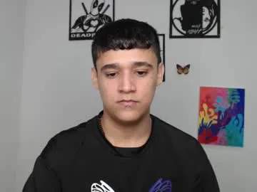 pinkadele – webcam model profile photo Image 10