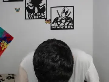 pinkadele – webcam model profile photo Image 2